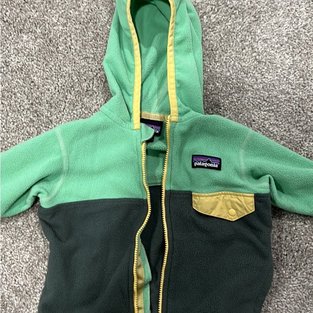 Baby Patagonia fleece jacket 6-12 months